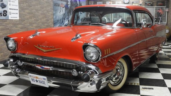 1957y シボレー ベルエア ハードトップ マタドールレッド ゴールドエンブレム　SOLD OUT